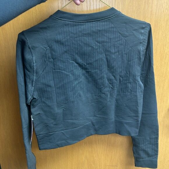 NWT DSG Seamless Carbon‎ Grey Ling Sleeve Crop Size L - Picture 5 of 5